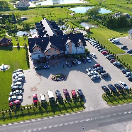 Hotel Restauracja Lorenzo Stopnica Luaran gambar